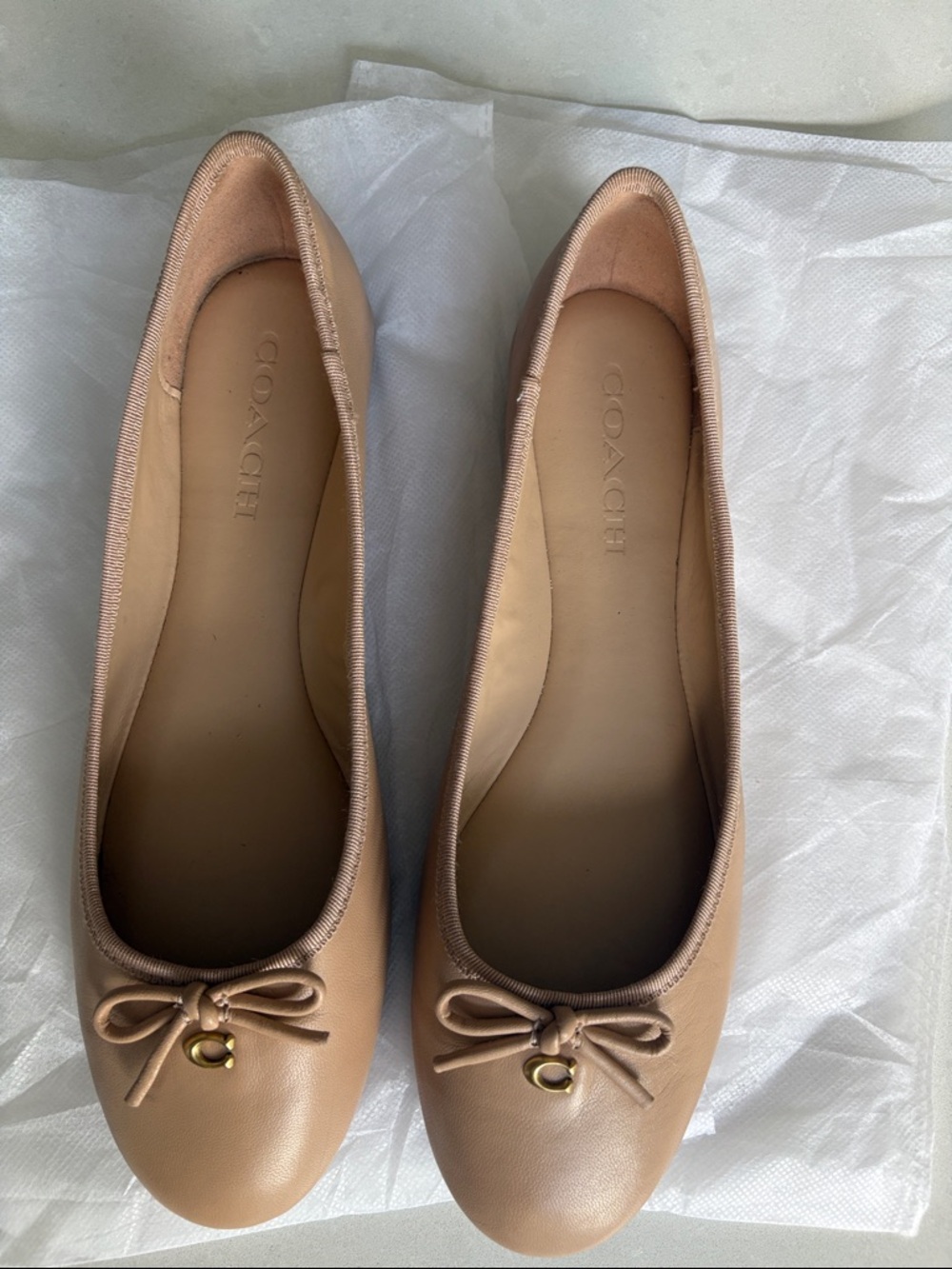 COACH blush Leather Ballet Flats with bow and Signature 'C'